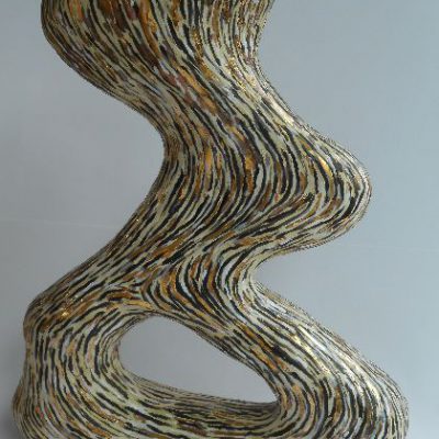 ’Vaas met goud en een gat’, keramiek, goudluster, 37 cm hoog , 2013